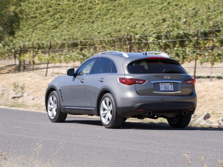  Infiniti FX50 S 2008 года  (фото 39 из 52)